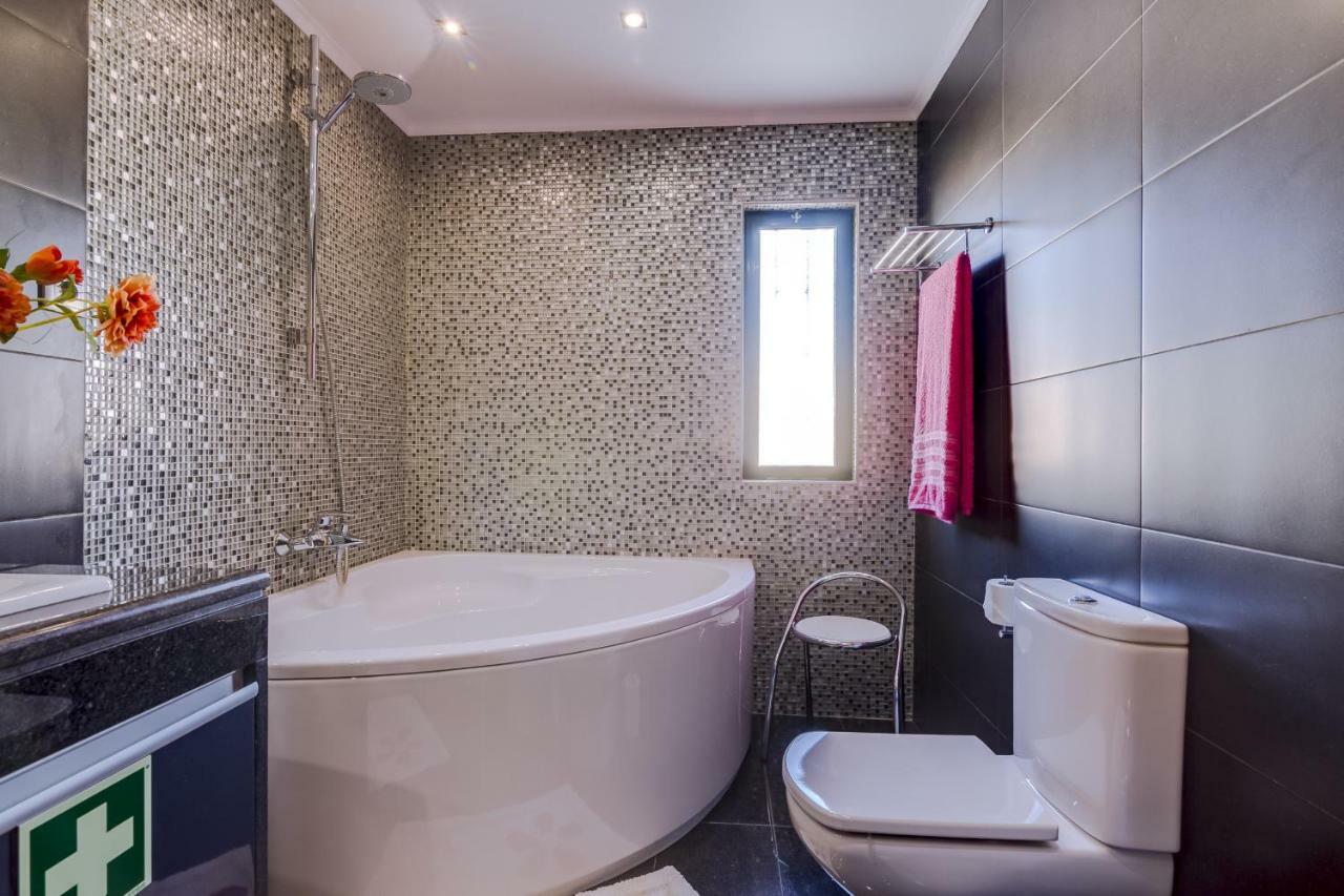 Palma - 4 Bed Near The City Center - Faro Exterior photo
